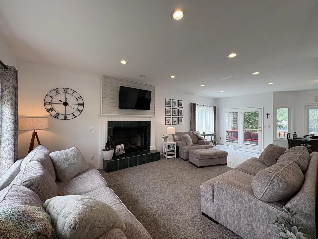 1694 Leisure Court Dorr Township MI 49323