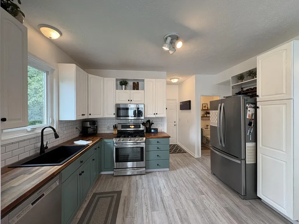 1694 Leisure Court Dorr Township MI 49323