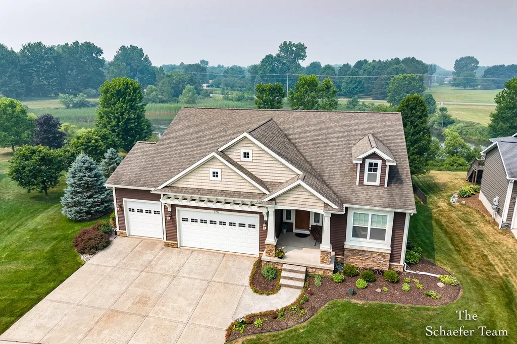 8736 Mount Rainier Circle Delta Charter Township MI 48917