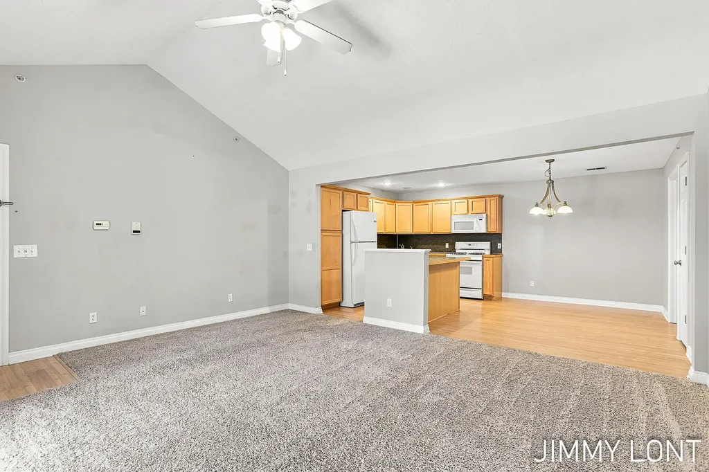 3074 W Crystal Waters Drive Holland Charter Township MI 49424