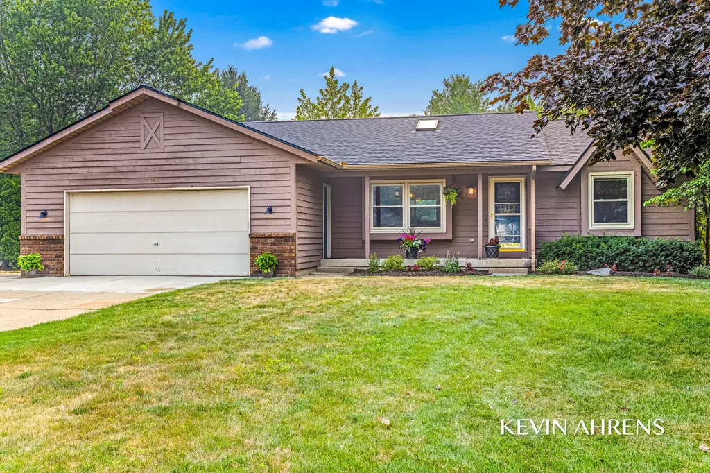 7368 Iron Drive Georgetown Charter Township MI 49426
