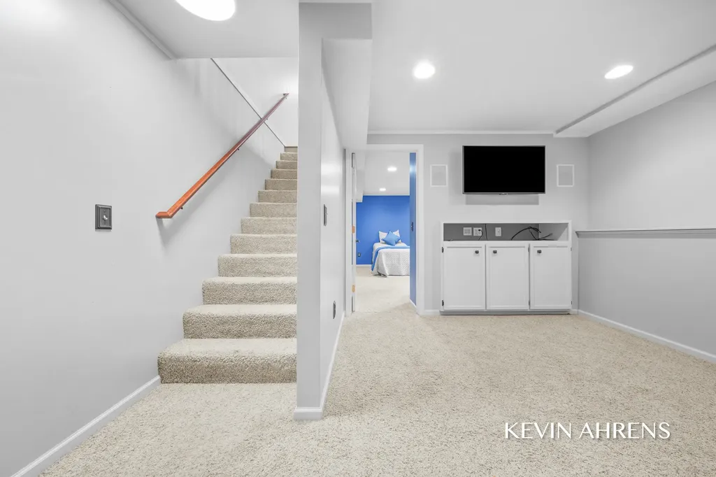 7368 Iron Drive Georgetown Charter Township MI 49426