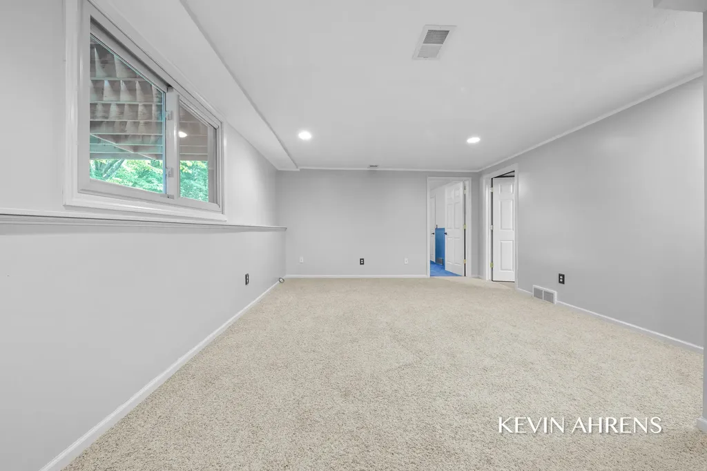 7368 Iron Drive Georgetown Charter Township MI 49426