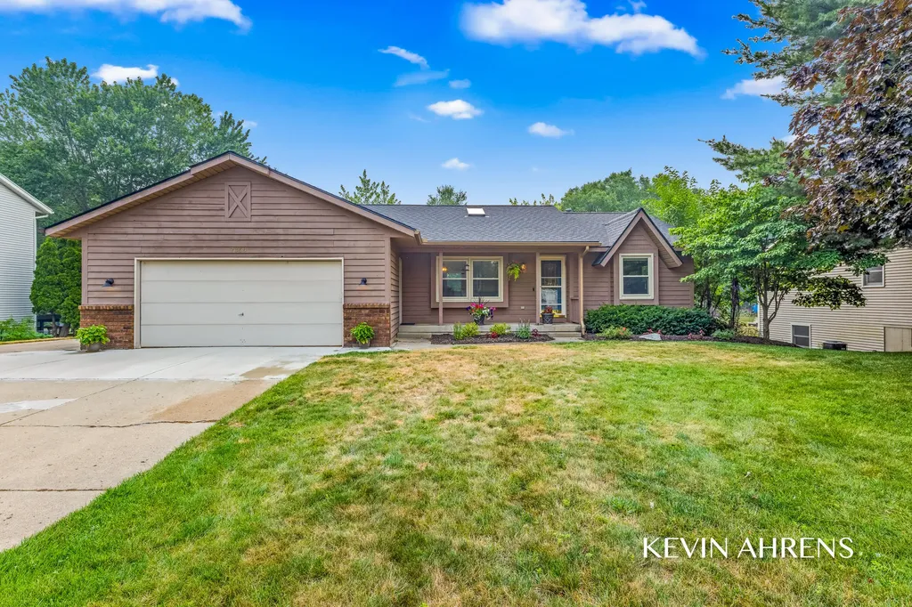 7368 Iron Drive Georgetown Charter Township MI 49426