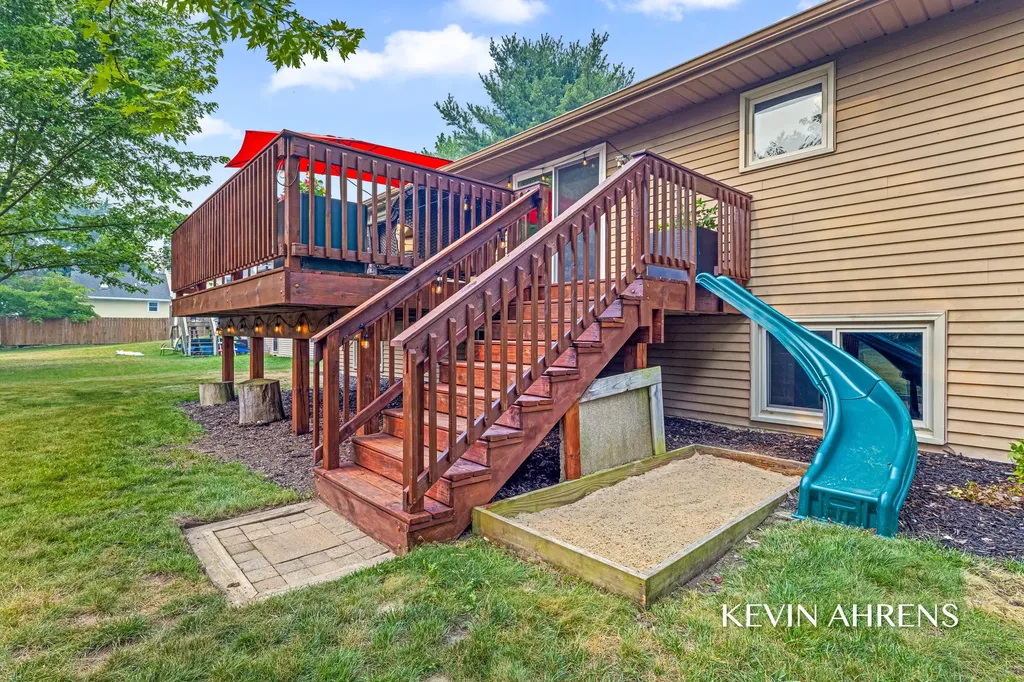 7368 Iron Drive Georgetown Charter Township MI 49426