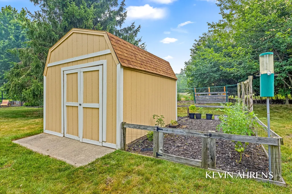 7368 Iron Drive Georgetown Charter Township MI 49426