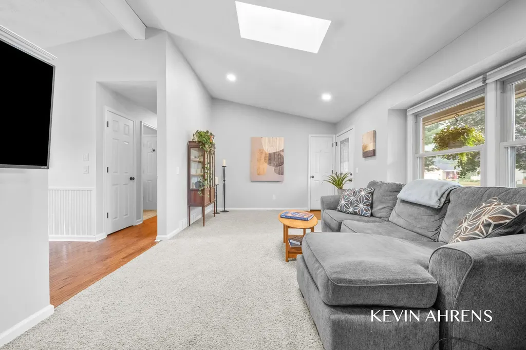 7368 Iron Drive Georgetown Charter Township MI 49426