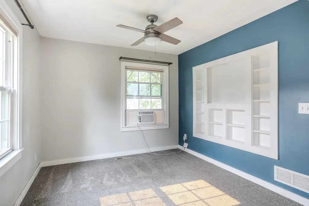 922 W Montcalm Street Greenville City MI 48838