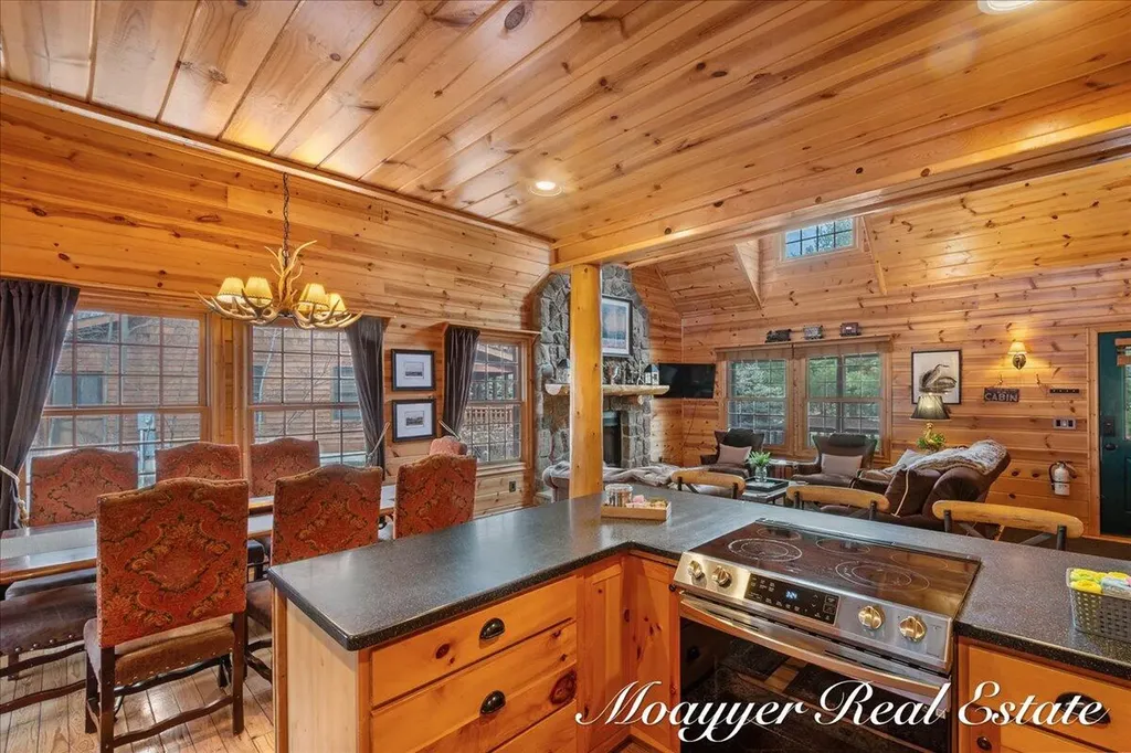 6459 Lilypad Lane Saugatuck Township MI 49453