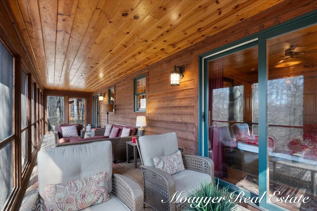 6459 Lilypad Lane Saugatuck Township MI 49453
