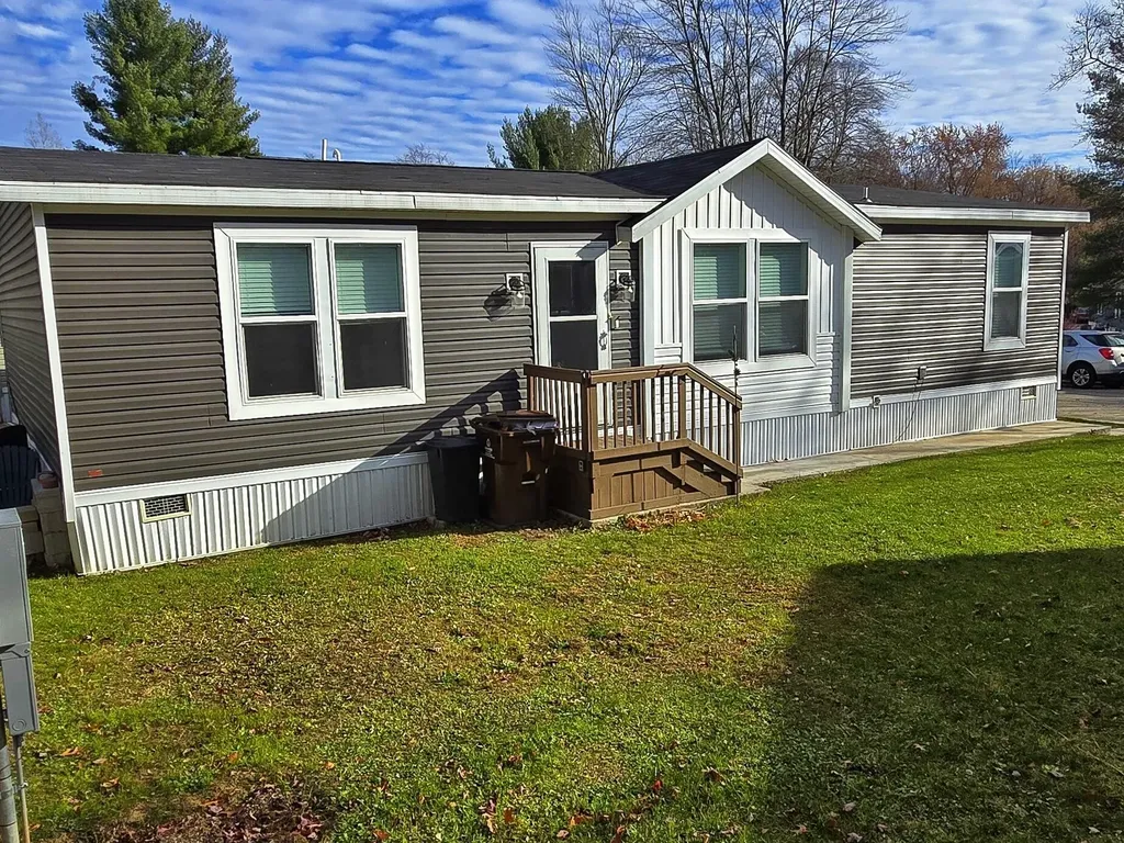 4419 Mosswood Drive NE Plainfield Charter Township MI 49341