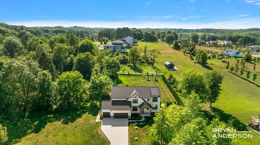 5951 Golden Hollow Drive SE Cascade Charter Township MI 49512