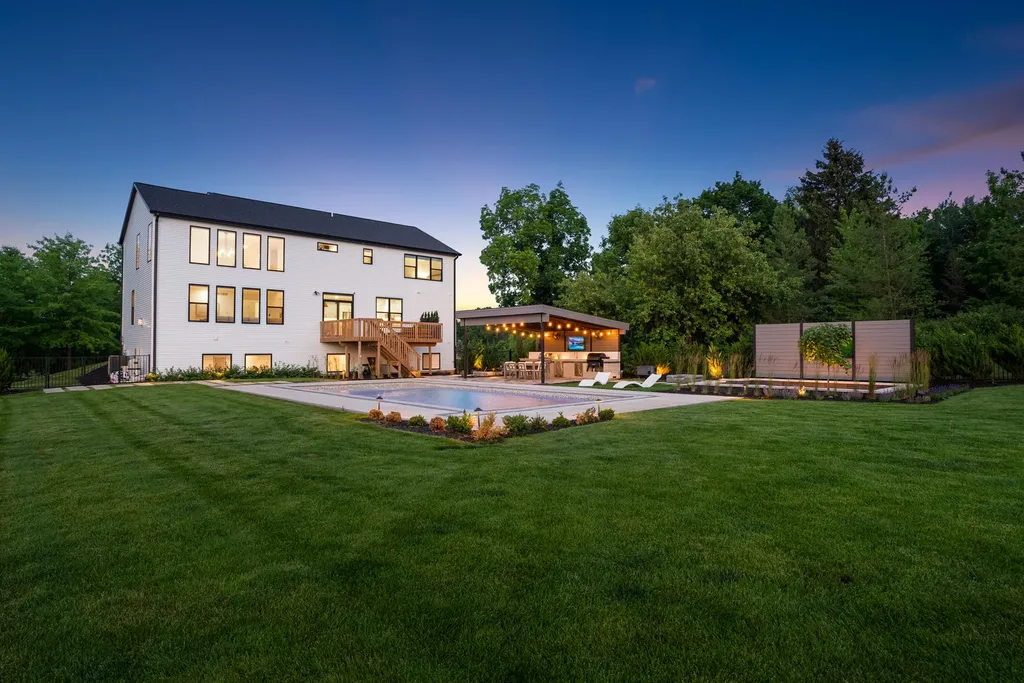 5951 Golden Hollow Drive SE Cascade Charter Township MI 49512