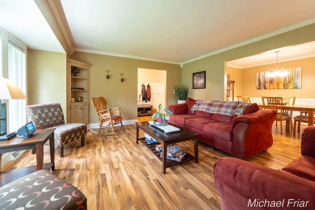 2700 Shadowbrook Drive SE Cascade Charter Township MI 49546