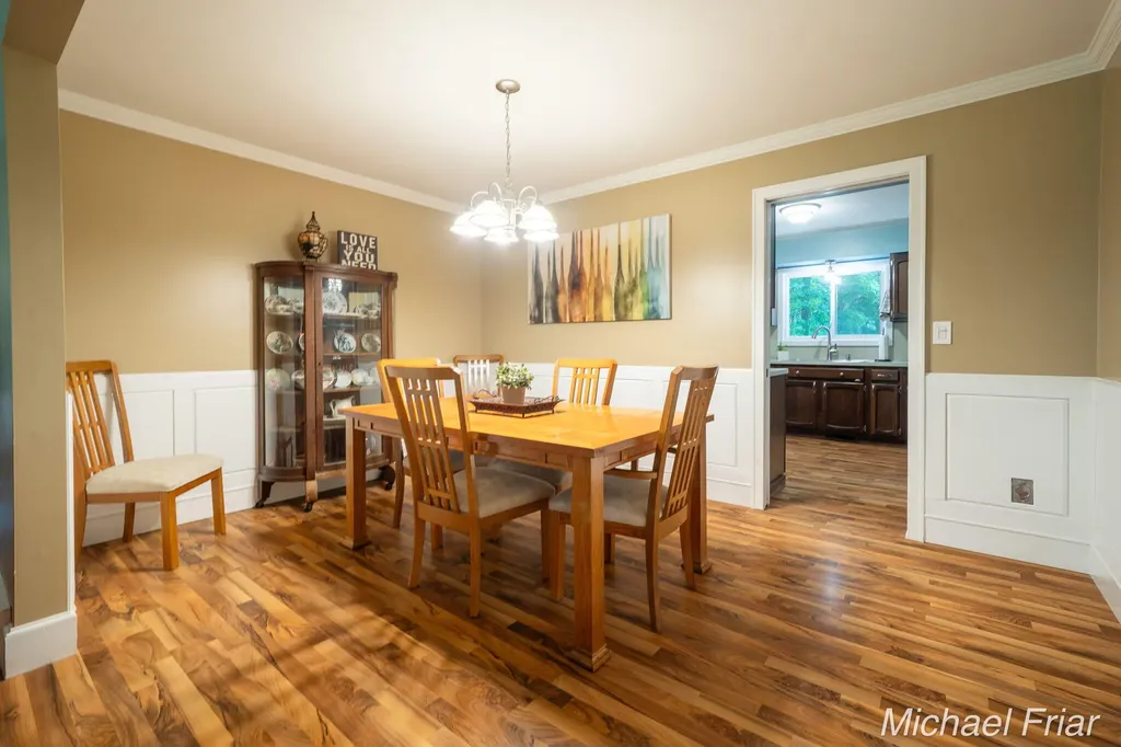 2700 Shadowbrook Drive SE Cascade Charter Township MI 49546