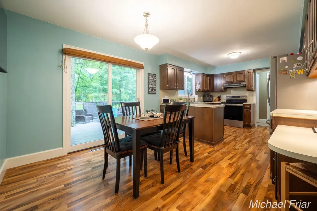 2700 Shadowbrook Drive SE Cascade Charter Township MI 49546