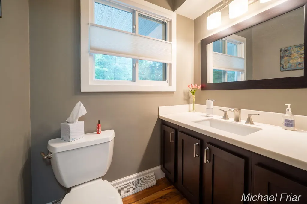 2700 Shadowbrook Drive SE Cascade Charter Township MI 49546