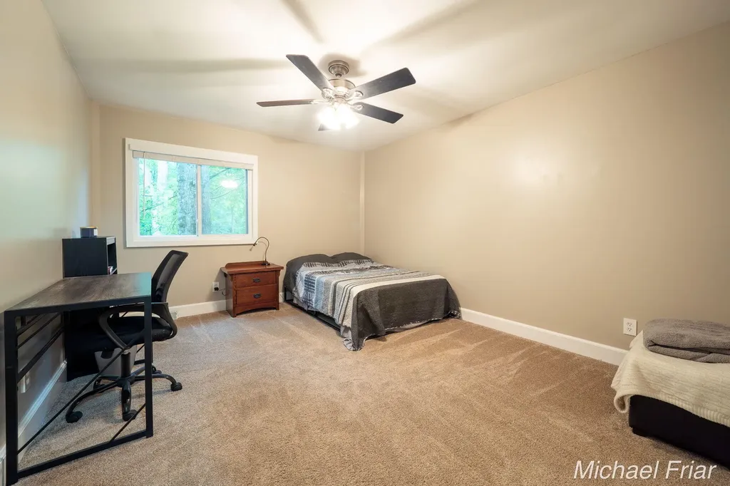 2700 Shadowbrook Drive SE Cascade Charter Township MI 49546