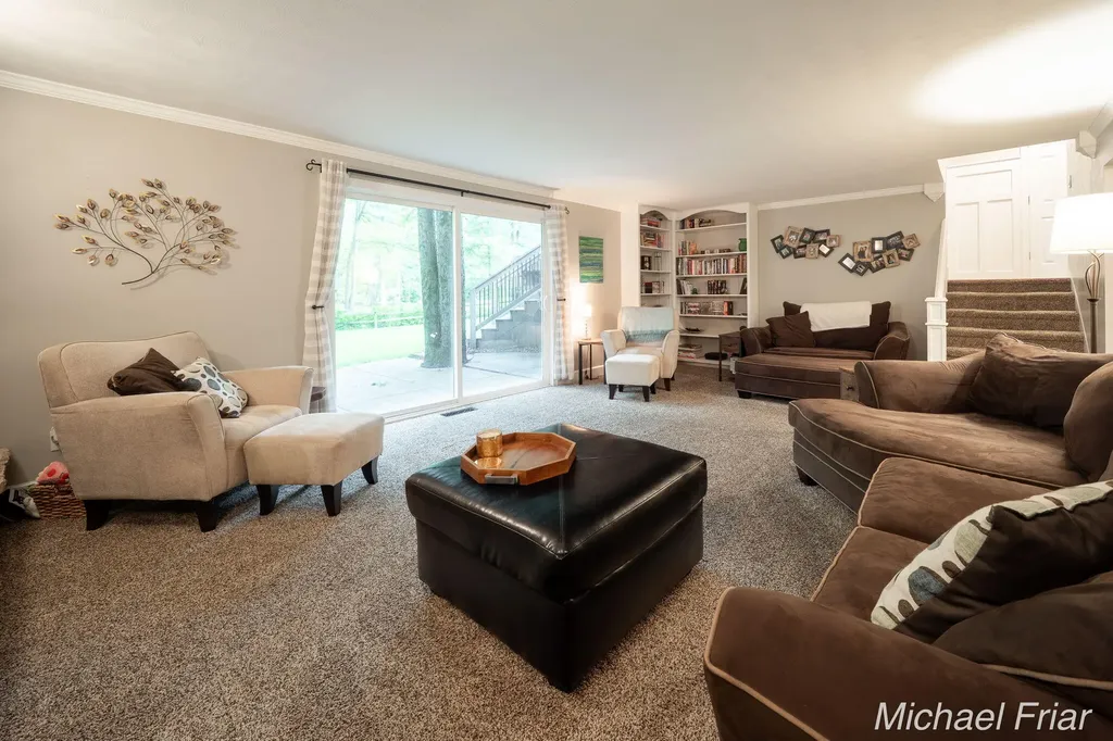 2700 Shadowbrook Drive SE Cascade Charter Township MI 49546