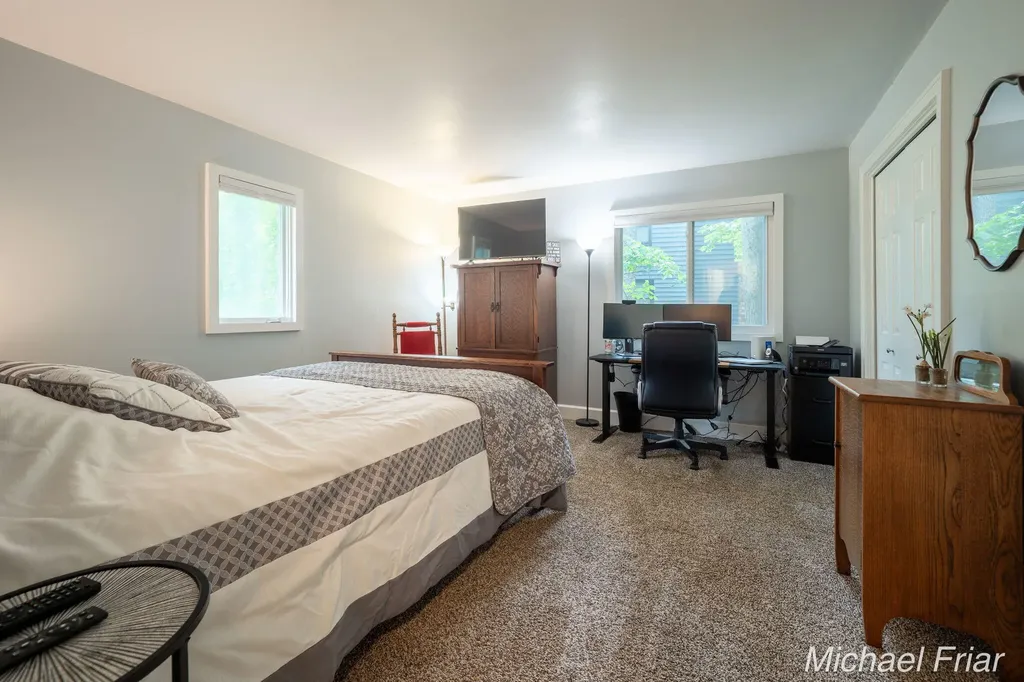 2700 Shadowbrook Drive SE Cascade Charter Township MI 49546