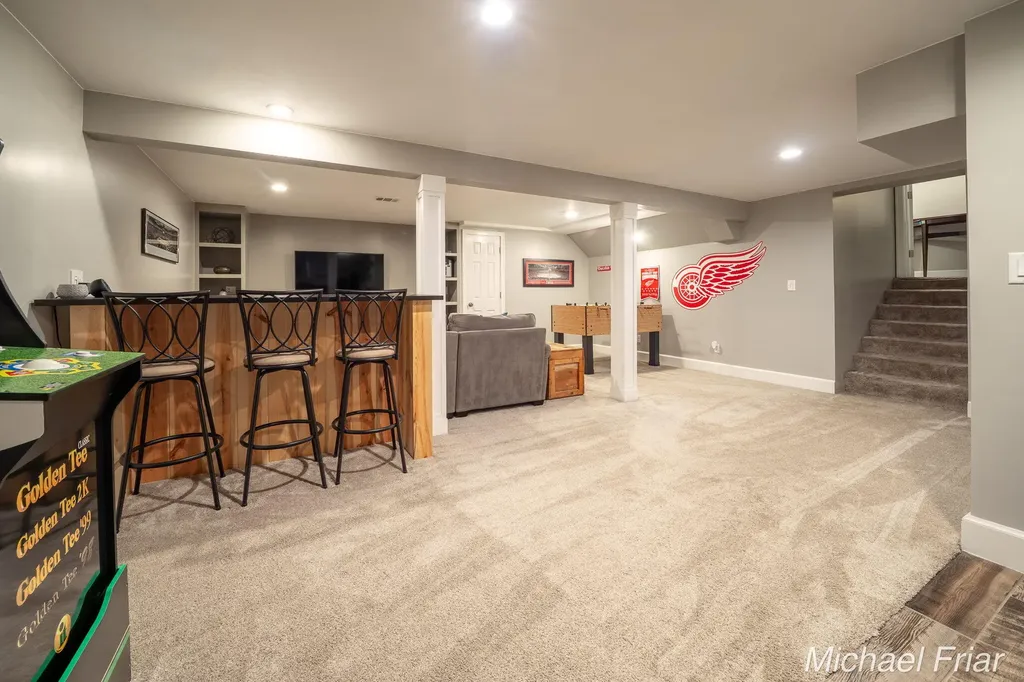2700 Shadowbrook Drive SE Cascade Charter Township MI 49546