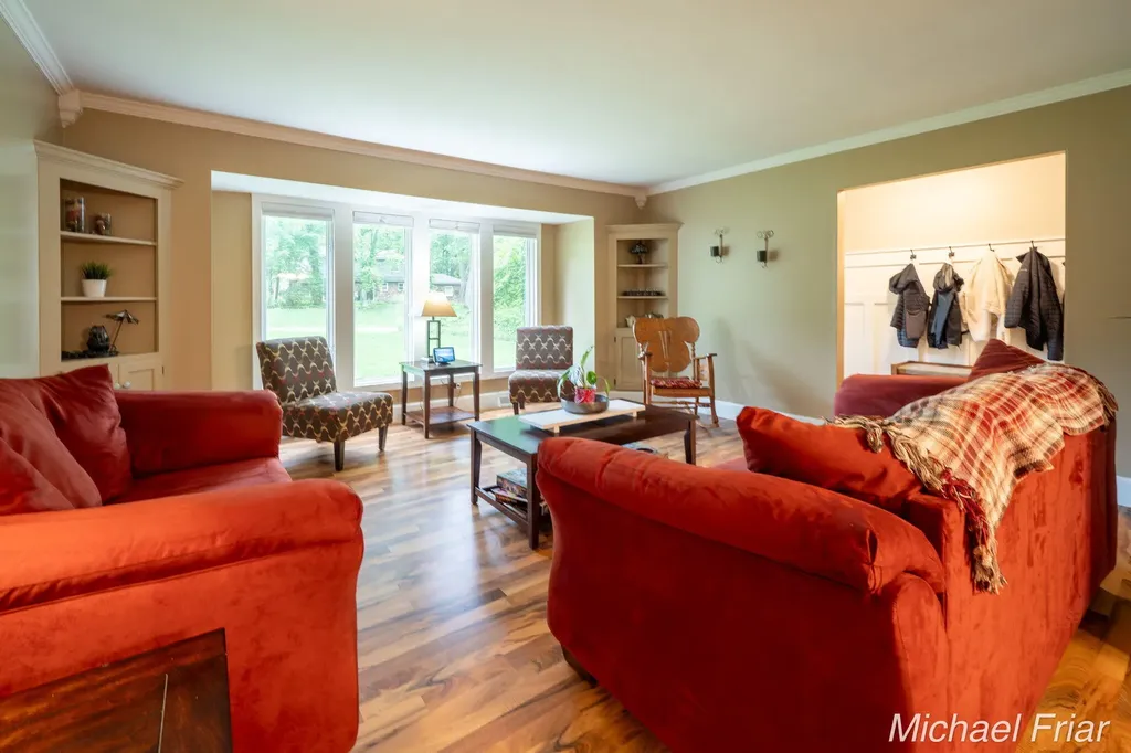 2700 Shadowbrook Drive SE Cascade Charter Township MI 49546
