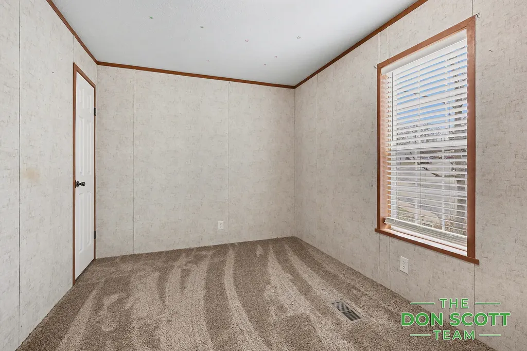 6913 Sandwood Street NE Plainfield Charter Township MI 49341