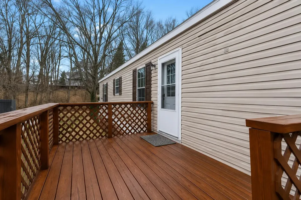6913 Sandwood Street NE Plainfield Charter Township MI 49341