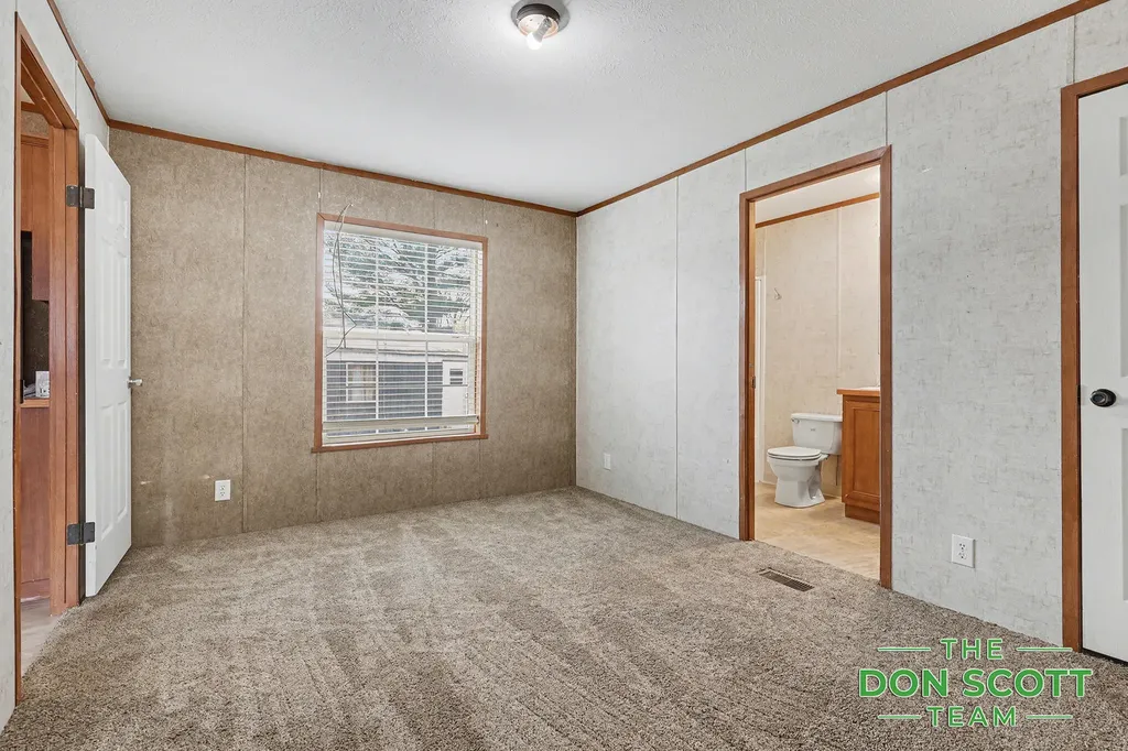 6913 Sandwood Street NE Plainfield Charter Township MI 49341