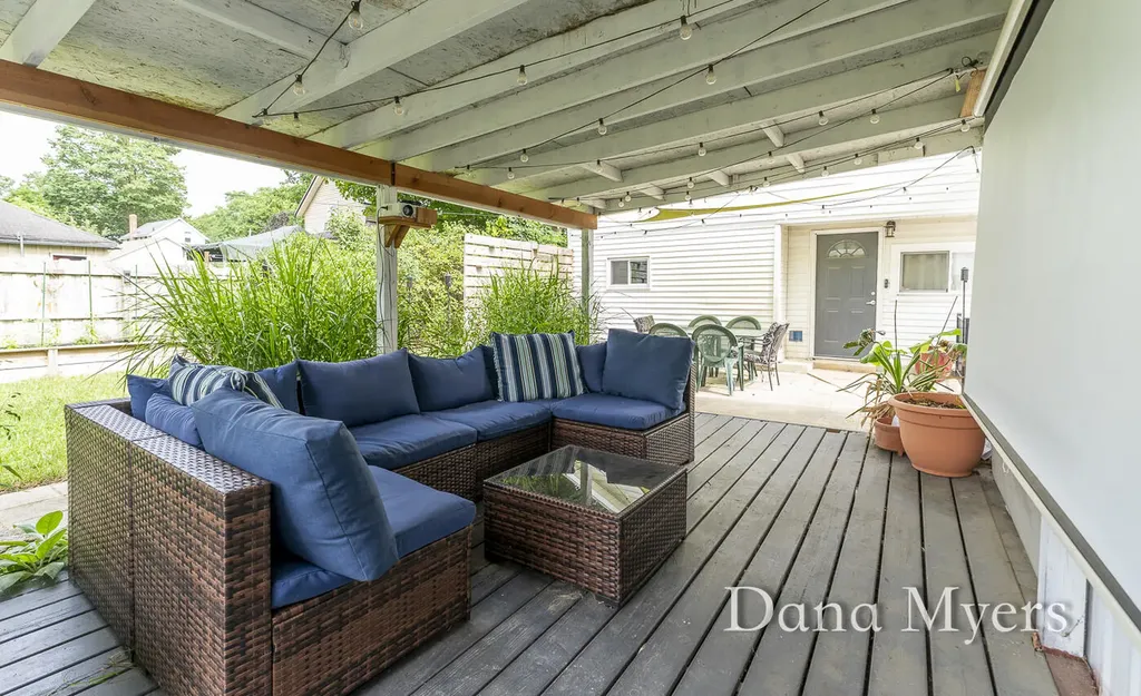 628 E Walnut Street Hastings City MI 49058
