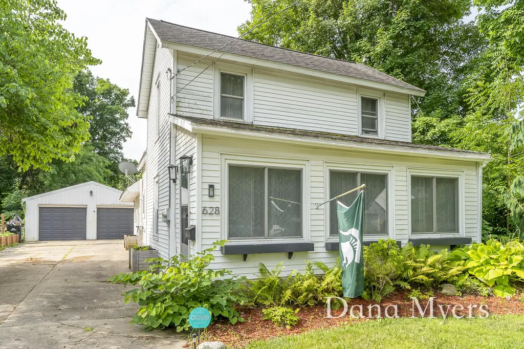 628 E Walnut Street Hastings City MI 49058