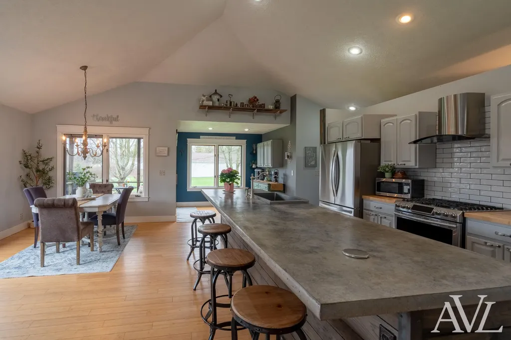 11855 Woodland Park Drive NE Grattan Township MI 48809