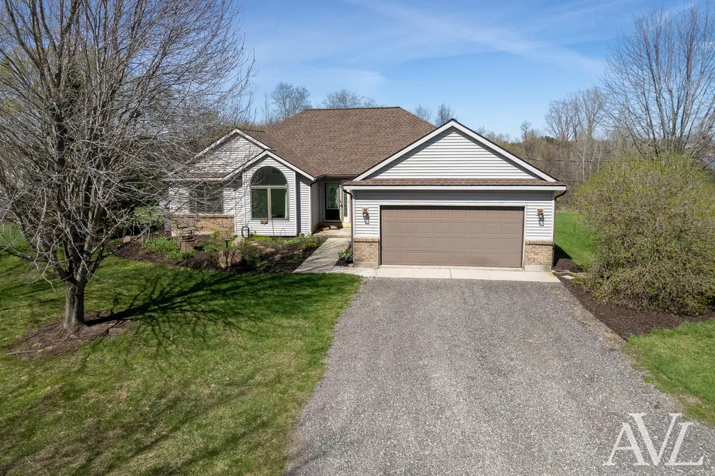 11855 Woodland Park Drive NE Grattan Township MI 48809