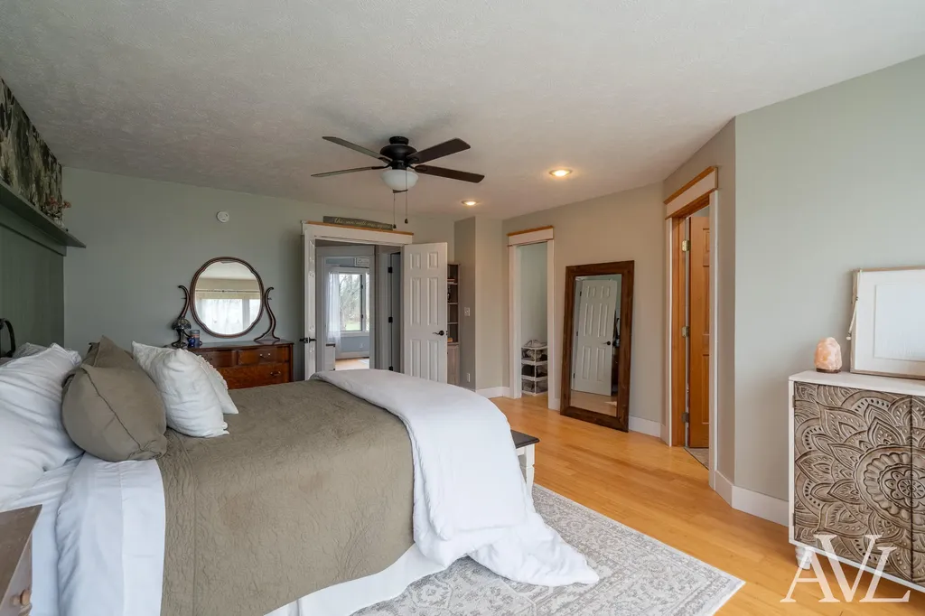 11855 Woodland Park Drive NE Grattan Township MI 48809