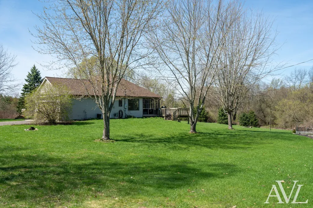 11855 Woodland Park Drive NE Grattan Township MI 48809
