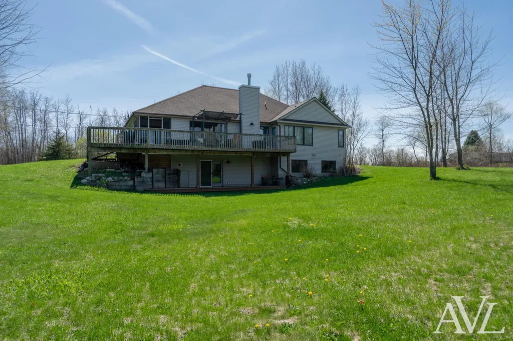 11855 Woodland Park Drive NE Grattan Township MI 48809