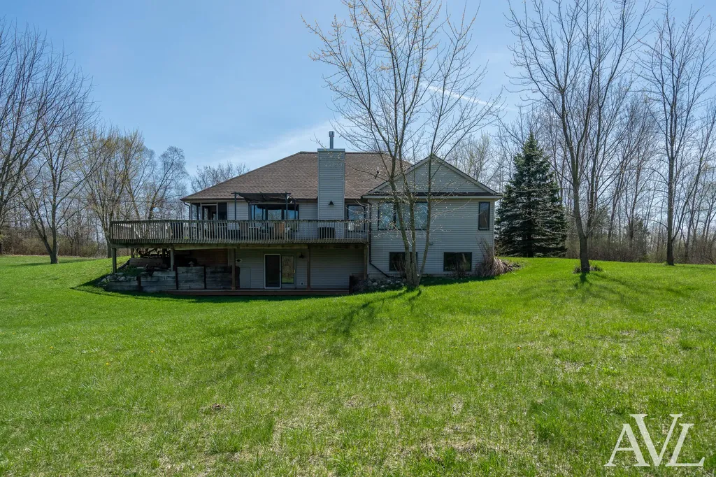 11855 Woodland Park Drive NE Grattan Township MI 48809
