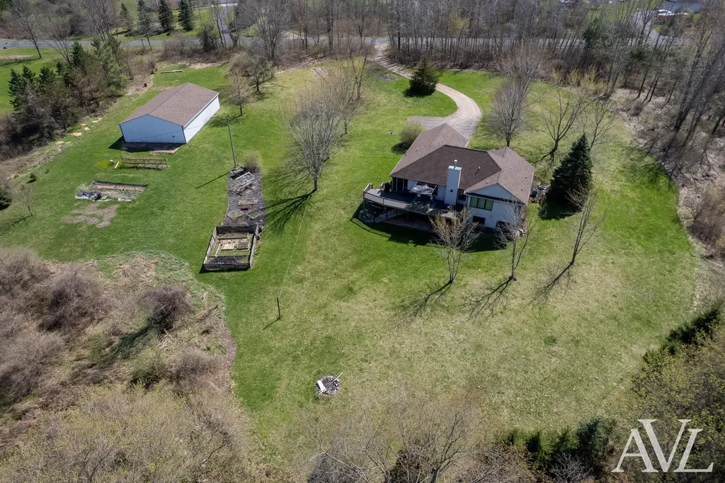 11855 Woodland Park Drive NE Grattan Township MI 48809