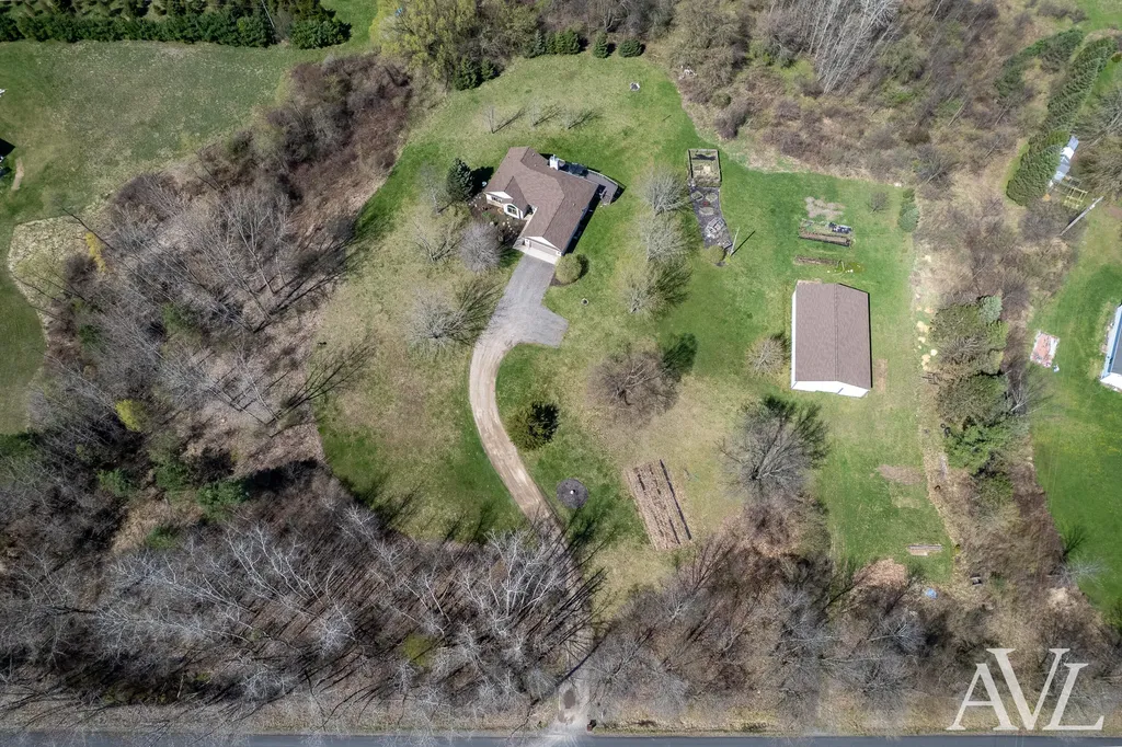 11855 Woodland Park Drive NE Grattan Township MI 48809