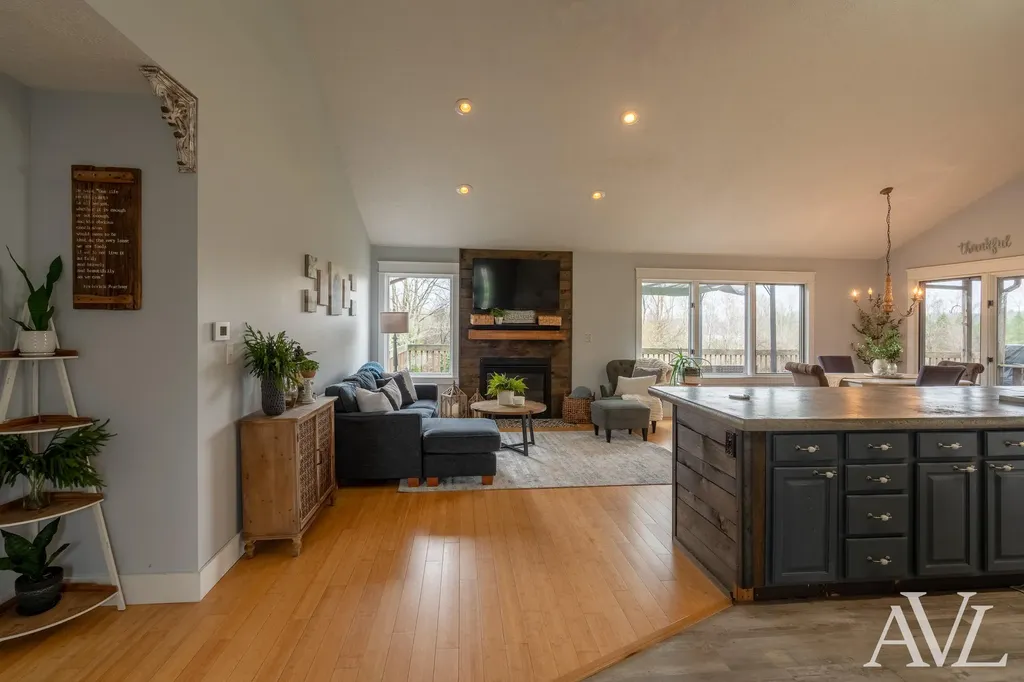 11855 Woodland Park Drive NE Grattan Township MI 48809