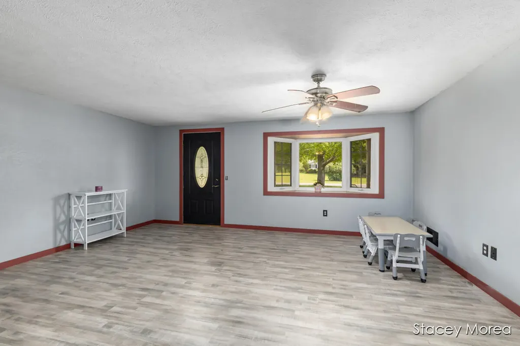 1910 Waterview Way Crystal Township MI 48818