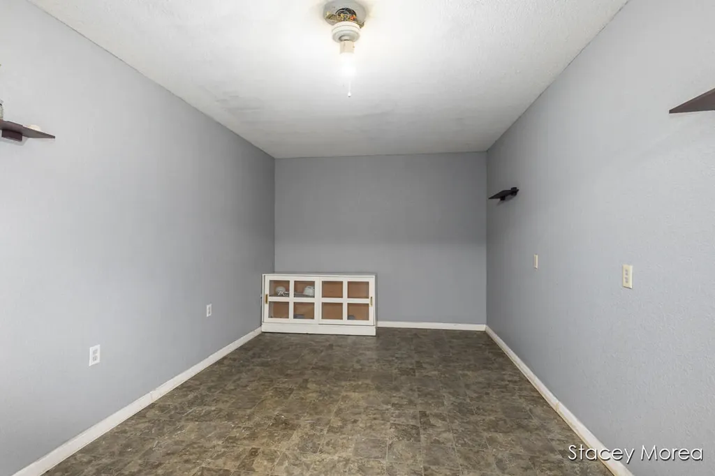 1910 Waterview Way Crystal Township MI 48818