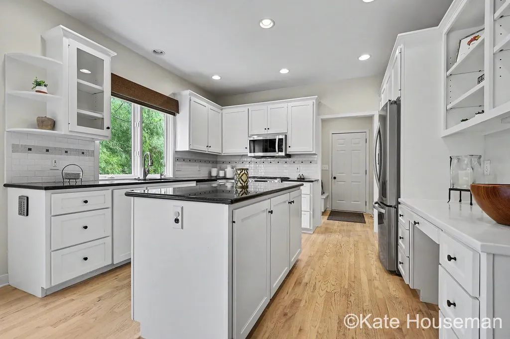 1941 Jennydale Court SE Cascade Charter Township MI 49546