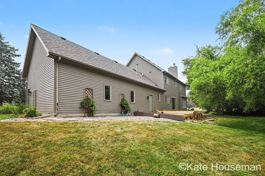 1941 Jennydale Court SE Cascade Charter Township MI 49546