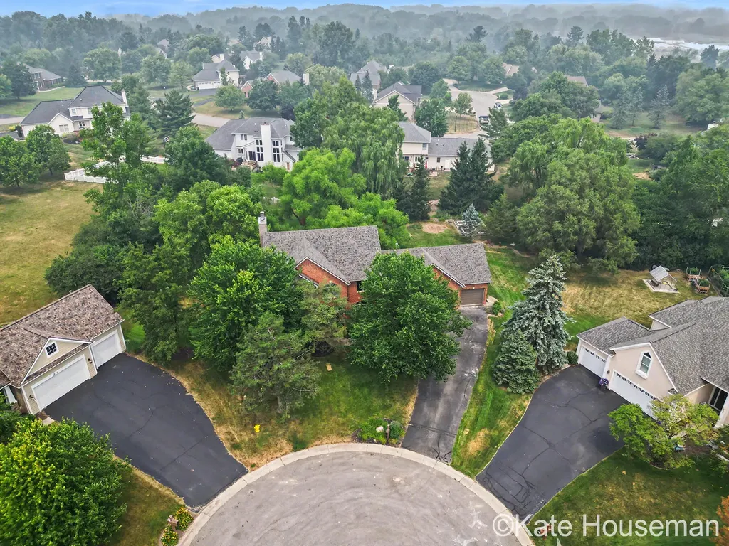 1941 Jennydale Court SE Cascade Charter Township MI 49546