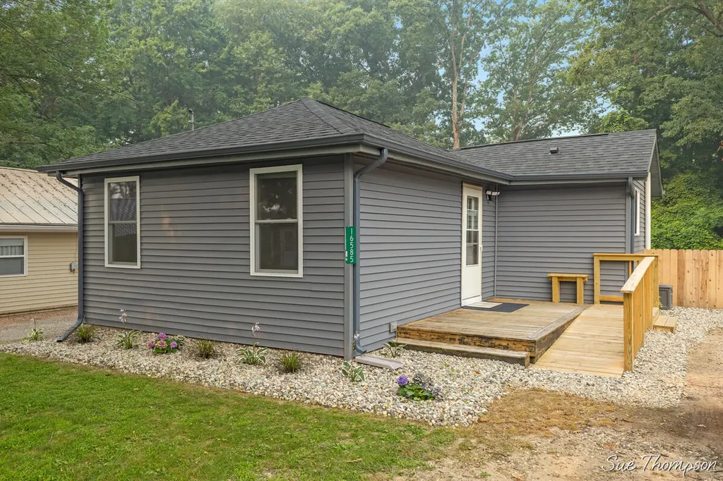 16585 Oakum Avenue NE Spencer Township MI 49343