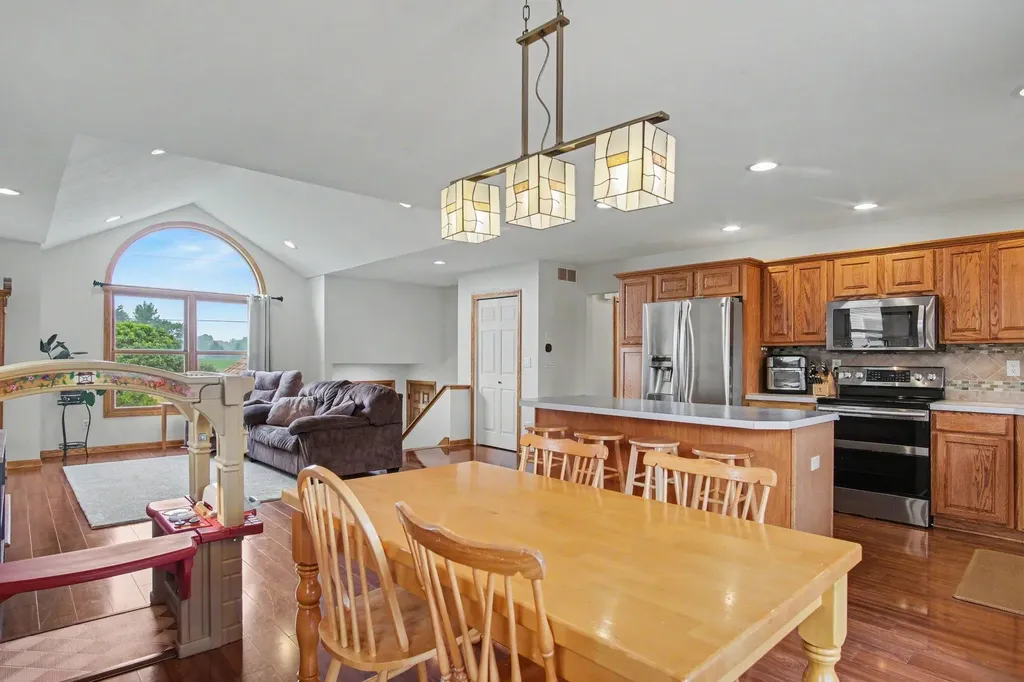 623 W 44th Street Fremont City MI 49412