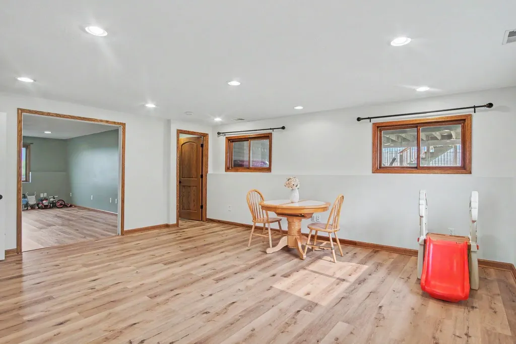 623 W 44th Street Fremont City MI 49412