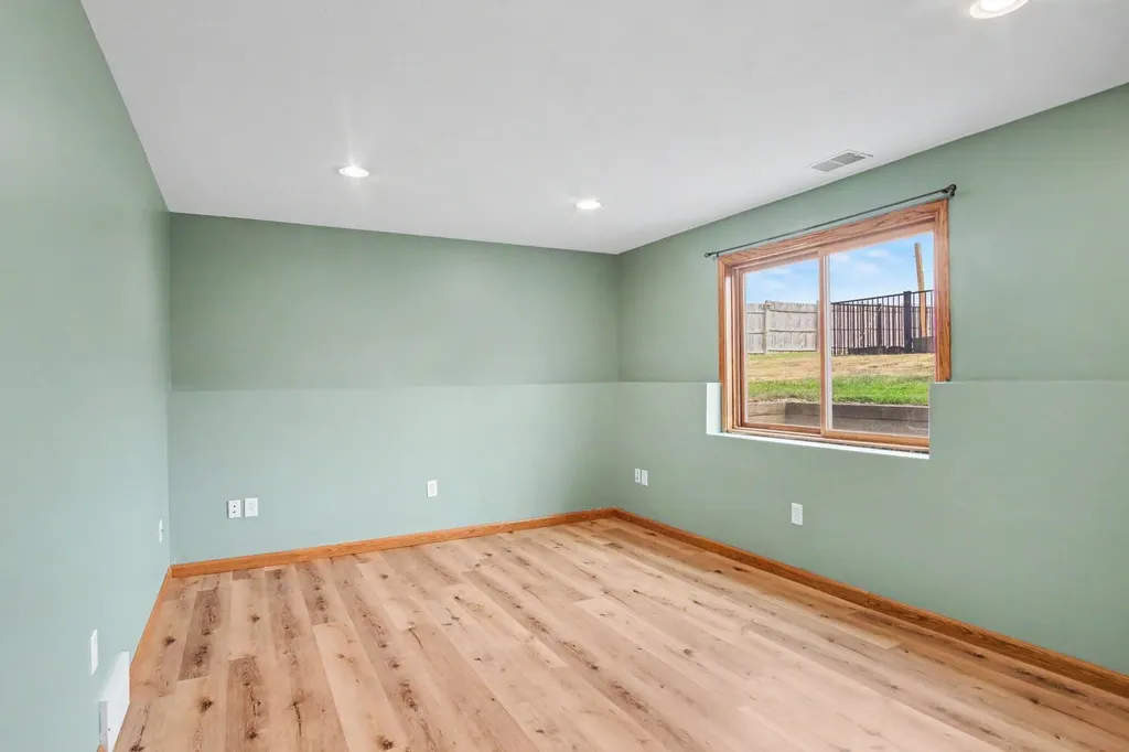 623 W 44th Street Fremont City MI 49412