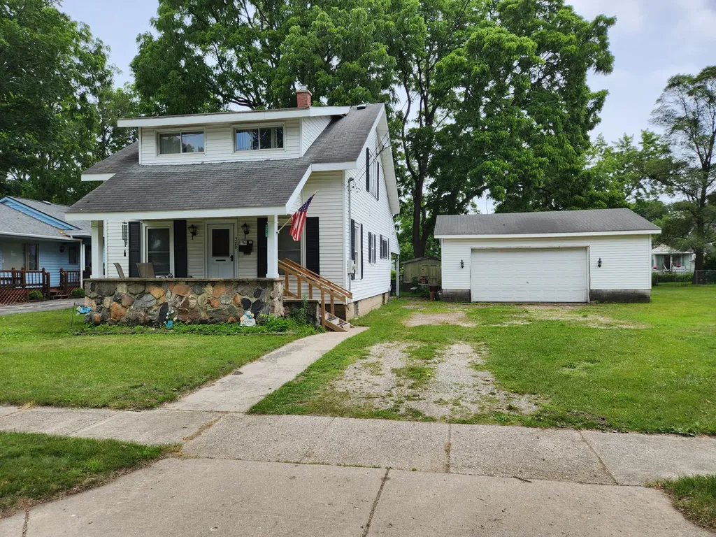 370 Sigsbee Street Rockford City MI 49341